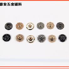 服裝輔料市場(chǎng)全覽 鈕扣等服裝輔料的采購(gòu)、批發(fā)與廠(chǎng)家選擇指南